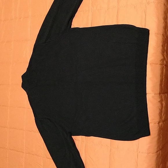 Claiborne Men's Sweater - Picture 8 of 10